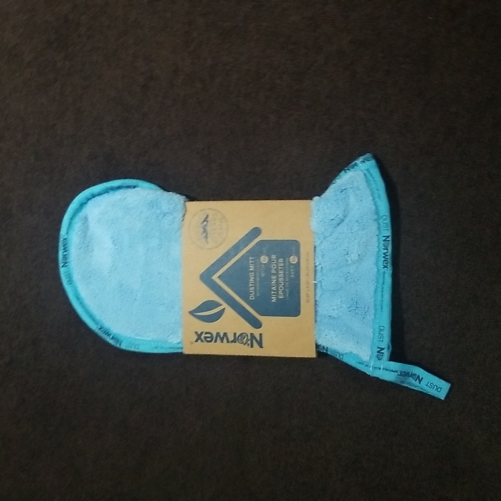 New Norwex Dusting Mitt
